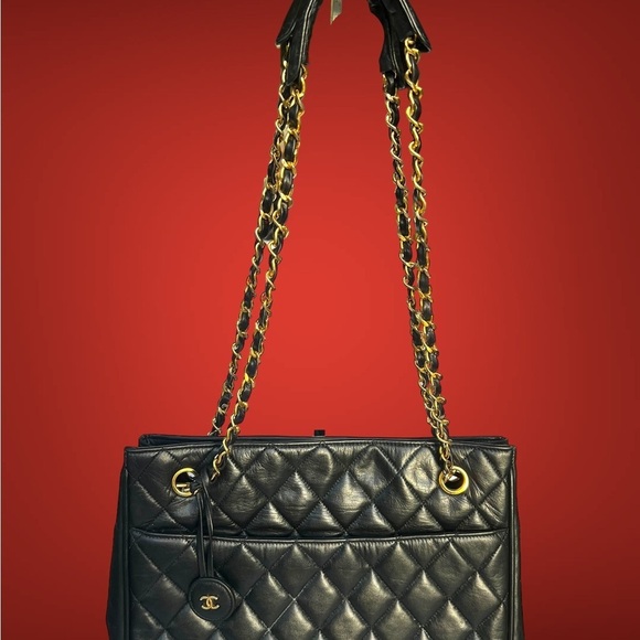 Lambskin black Chanel Matelasse - Picture 5 of 11